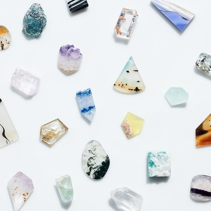 常見水晶礦物圖鑑｜18 種水晶礦物功效